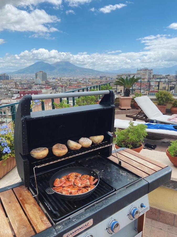 Апартаменты A Wonderful Penthouse In Неаполь Экстерьер фото